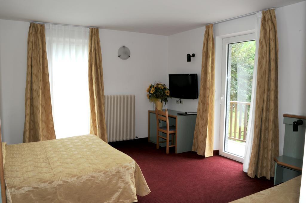 Hotel Sport Pieve Di Ledro Ruang foto